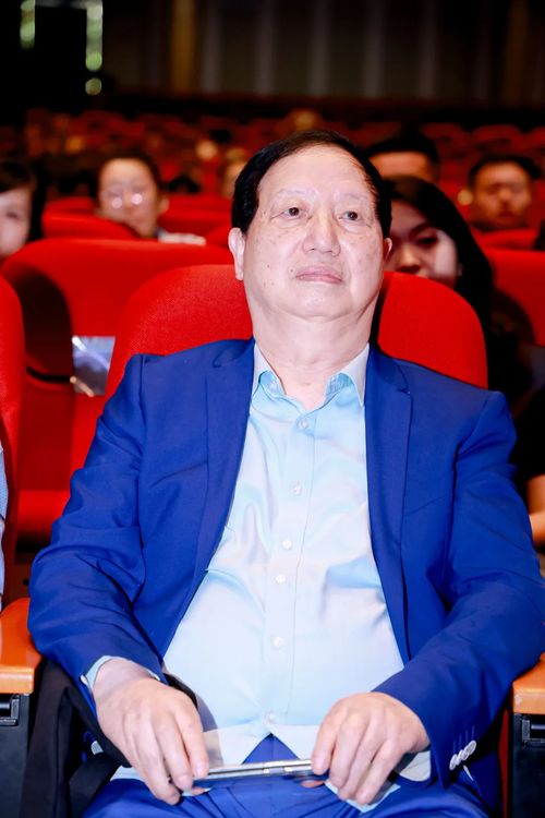 《设计未来未来设计》艾鼎智库10年高峰论坛暨2023-2024艾鼎奖颁奖典礼圆满落幕！(图4)