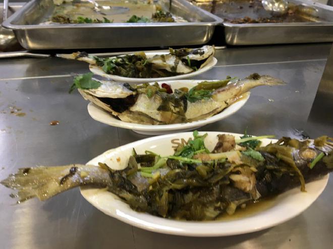 食堂承包与文化建设：上海中腾食品有底蕴的餐饮空间(图2)
