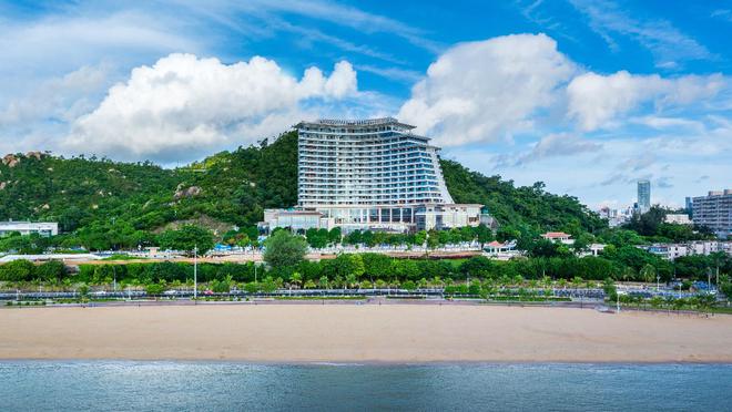 珠海望海楼酒店：以设计匠心打造滨海艺术殿堂(图1)