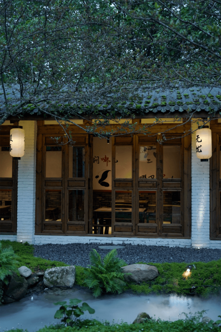 成都麓客设计：川渝集火锅探索西蜀园的宜居美学与川渝火锅文化(图3)