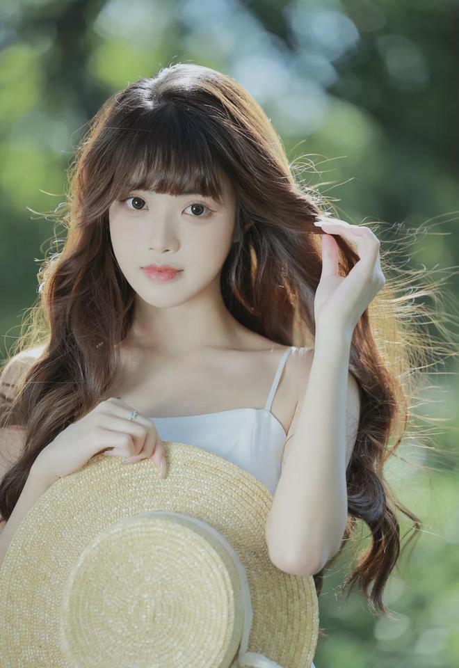 女儿的两个闺蜜V(图1)