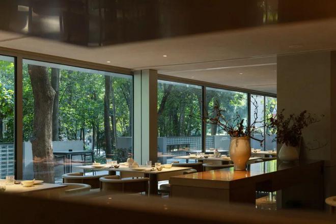 BUZZ庄子玉工作室新作南京鼓楼锦上OCC餐厅(图10)