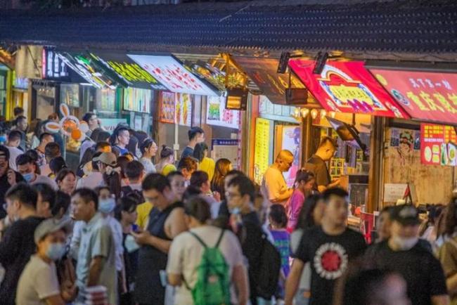 五星级酒店为何卷起“摆地摊”风潮行业变革的“暗流涌动”(图4)