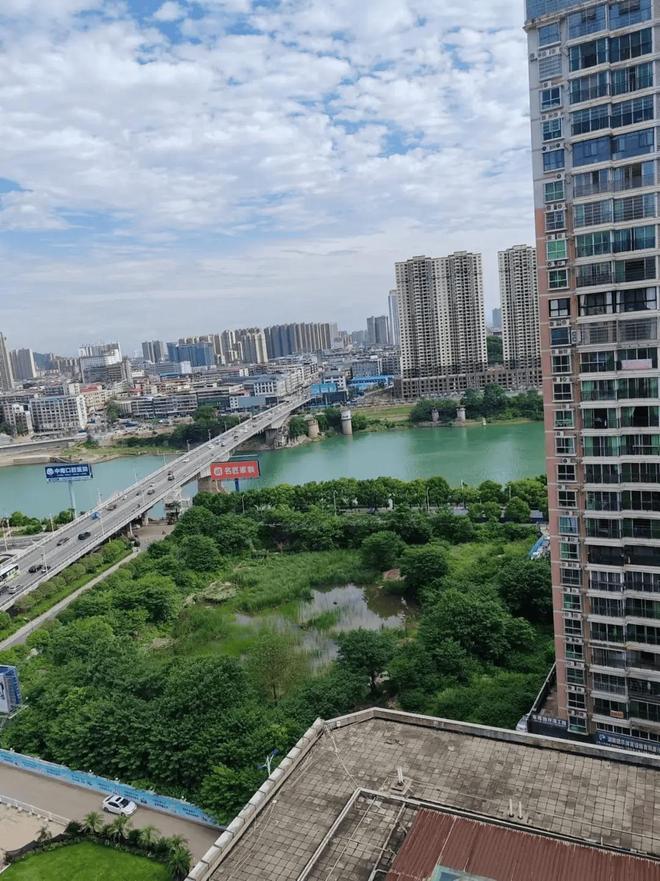 永州市知名大酒店南华大酒店153亿起第九次拍卖再流拍(图4)