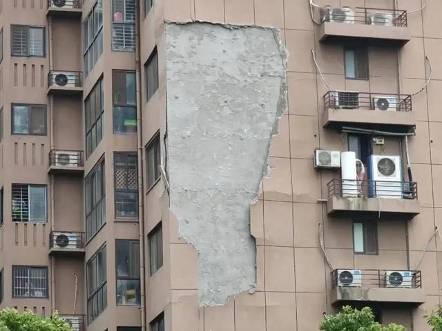 外墙开裂、外墙脱落该怎么办？(图1)