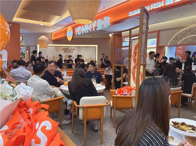 鱼你在一起泰国二店开业即爆满本土化模式再获验证(图3)