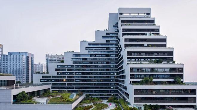 深圳光明：深业云筑：国企品质大盘学区与配套双优之选(图4)