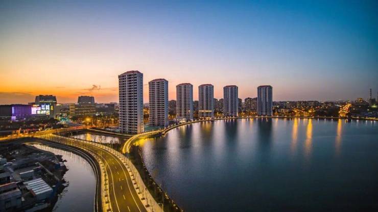 兰香湖贰号售楼处电线(房价+户型图)-首页-兰香湖贰号楼盘详情-配套-电话(图3)