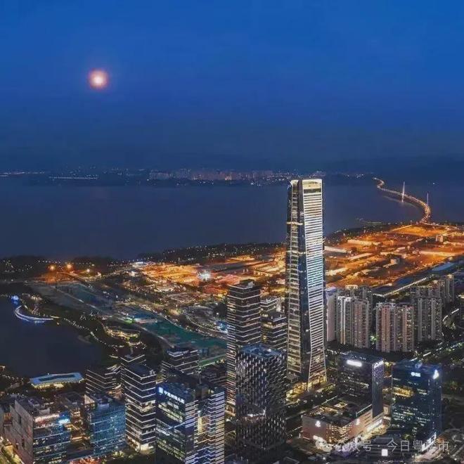 ⏳岁末臻礼收官盛典中山展盈天钻首页：中山超级大平层(图3)